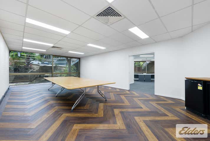 2/220 Boundary Street Spring Hill QLD 4000 - Image 2