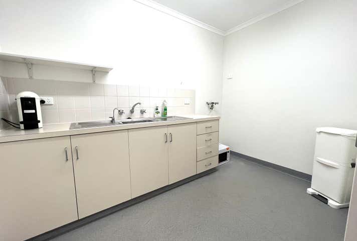 Suite 1.04, 73-77 Jetty Road Glenelg SA 5045 - Image 4