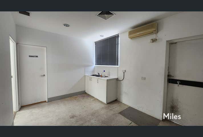 28 Tunstall Square Doncaster East VIC 3109 - Image 7