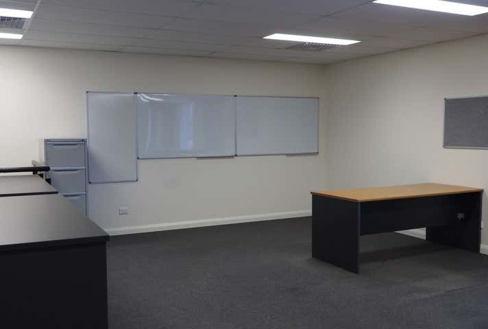 Unit 1, 16 Darlot Road Landsdale WA 6065 - Image 9