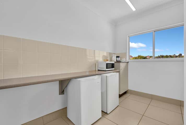 16 Cross Street Gympie QLD 4570 - Image 9