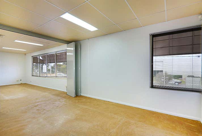 Unit 1, 52 Vinnicombe Drive Canning Vale WA 6155 - Image 13