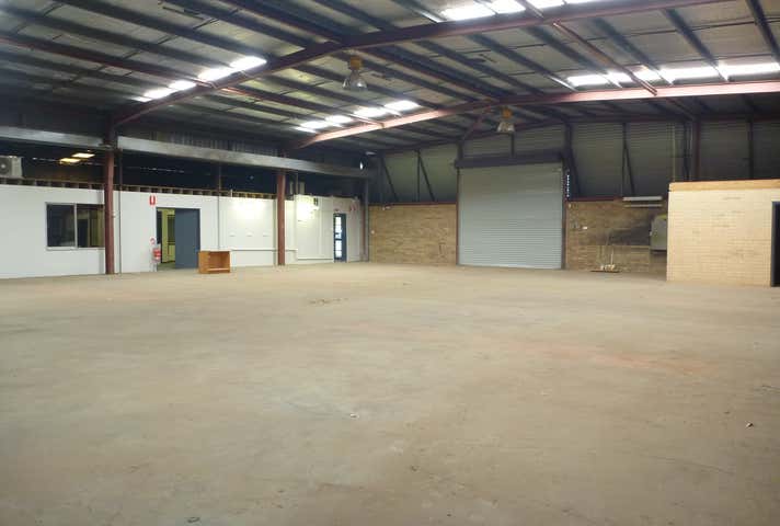 12-16 Robert Street Bellevue WA 6056 - Image 9