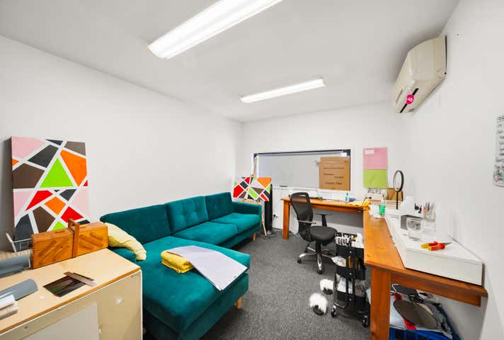 4/511 Olsen Avenue Southport QLD 4215 - Image 9