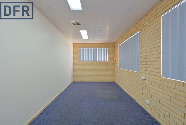 2/30 Ocean Street Kwinana Beach WA 6167 - Image 16