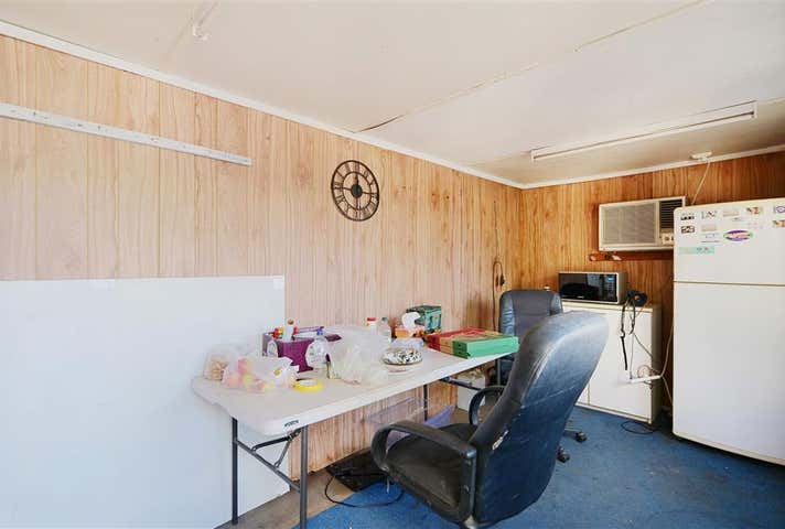 43 Hogarth Street Cannington WA 6107 - Image 9