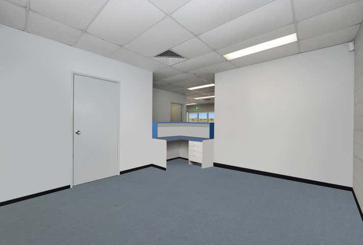 11 Catalyst Court Mount St John QLD 4818 - Image 9