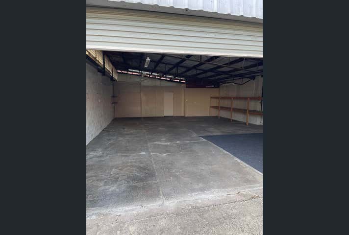 Unit B, 3 Silver Grove Nunawading VIC 3131 - Image 3