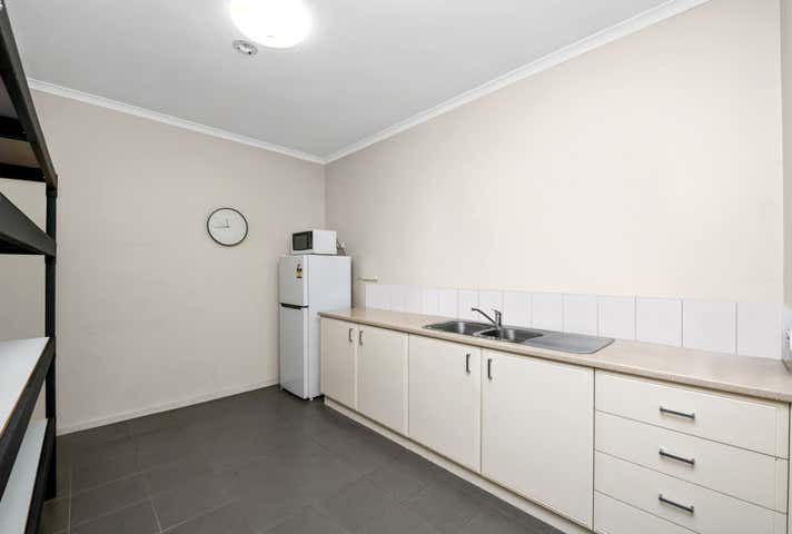 28 Ironstone Road Epsom VIC 3551 - Image 7