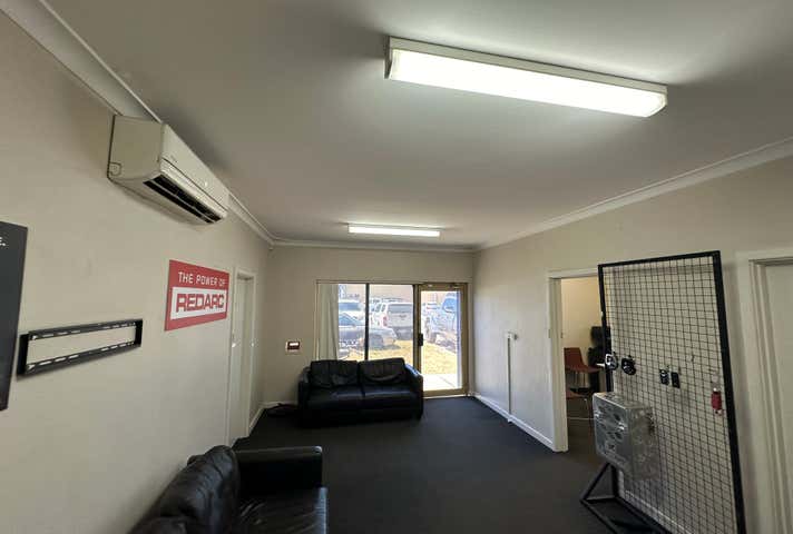 10 Goongarrie Street Bayswater WA 6053 - Image 3