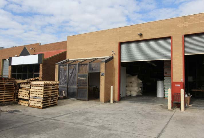 2/10 Seismic Court Rowville VIC 3178 - Image 5