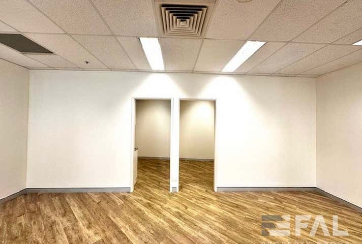 Shop  7, 100 Coonan Street Indooroopilly QLD 4068 - Image 6