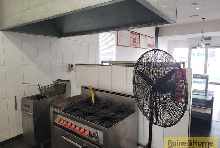 3/126 Leichhardt Spring Hill QLD 4000 - Image 4