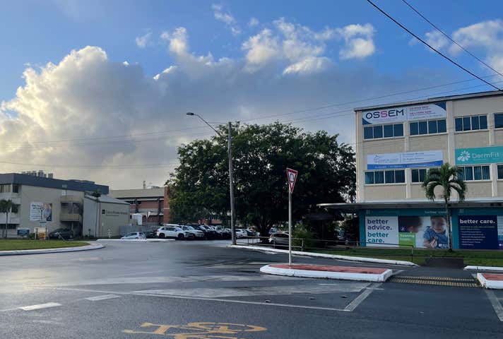 U6, 193-197 Lake Street Cairns City QLD 4870 - Image 8