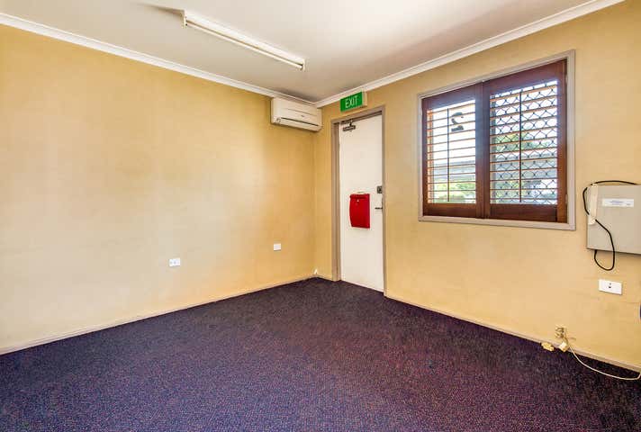 2/2 Spine Street Sumner QLD 4074 - Image 6