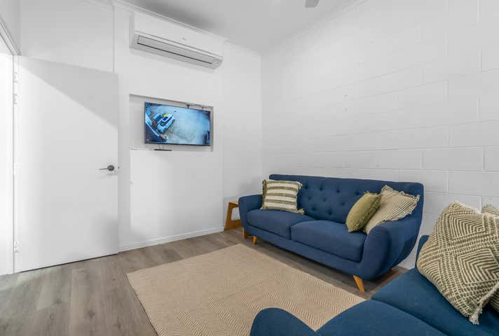 7/102 Hartley Street Bungalow QLD 4870 - Image 31