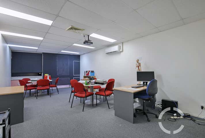 74 Annerley Road Woolloongabba QLD 4102 - Image 6