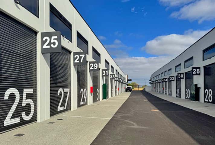 23 Micro Lane Neerabup WA 6031 - Image 8