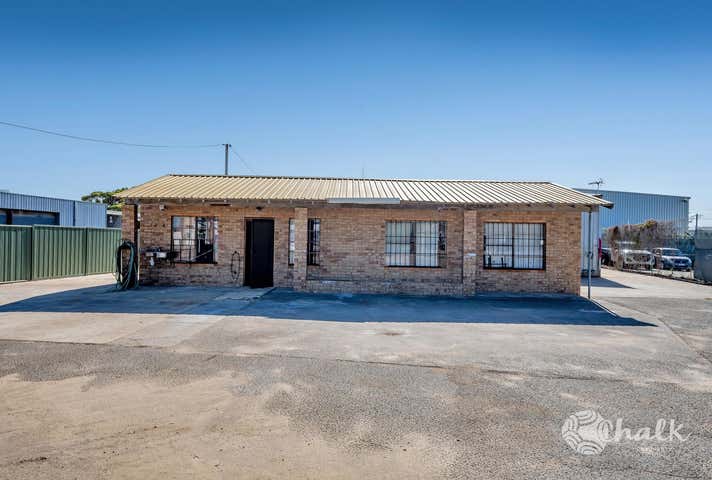 21 Ambrose Street Rockingham WA 6168 - Image 6