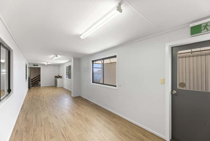33 Industrial Avenue Wilsonton QLD 4350 - Image 5