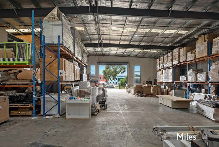 15 Merola Way Campbellfield VIC 3061 - Image 2