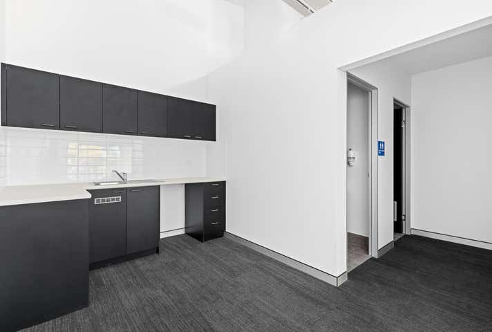 5/107 Bowen Street Windsor QLD 4030 - Image 2