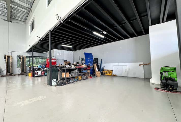 4/2 Louis Court Coomera QLD 4209 - Image 4