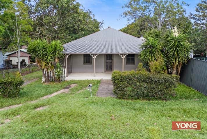 8 Law St North Redbank QLD 4301 - Image 8