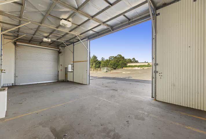 17 Orford Court Wilsonton QLD 4350 - Image 3