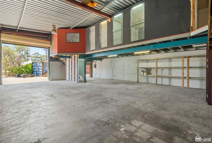 2/3 Lockhart Road Kelmscott WA 6111 - Image 5