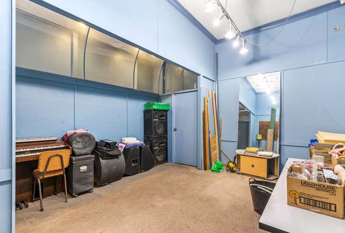 14 Llewellyn Place Eumemmerring VIC 3177 - Image 5