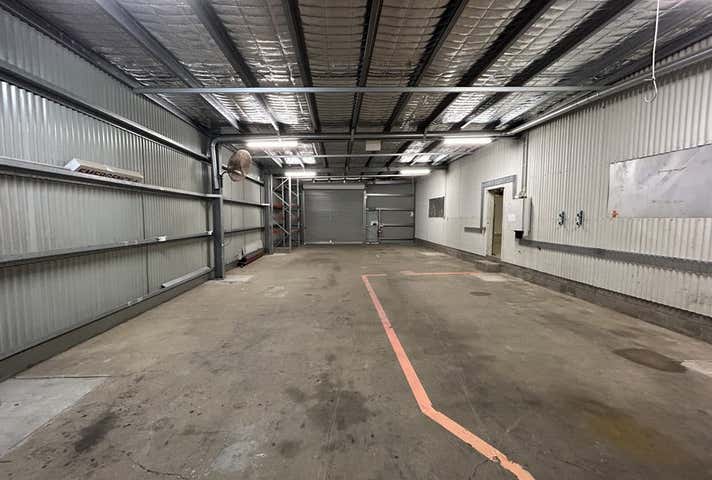 3 Booral Road Urangan QLD 4655 - Image 5