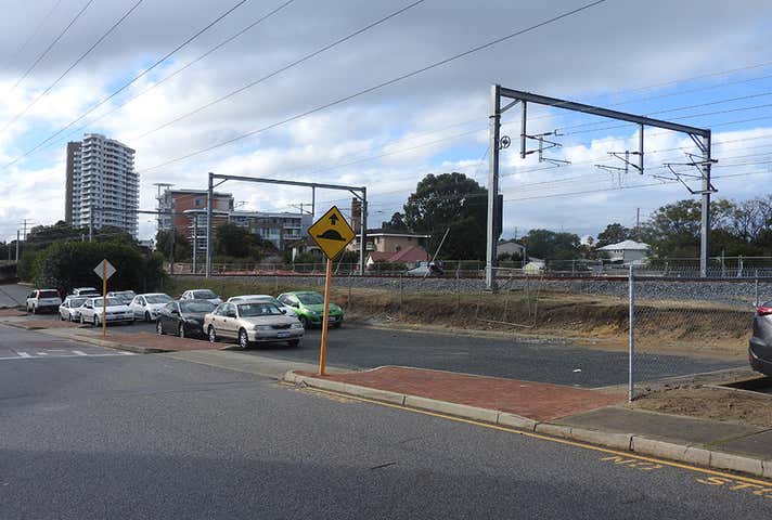 8 Kitchener Avenue Burswood WA 6100 - Image 2