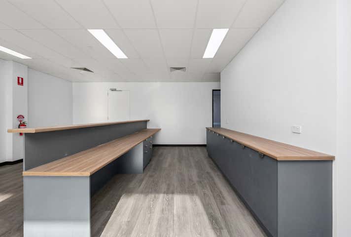 1/223 Breen Street Golden Square VIC 3555 - Image 6