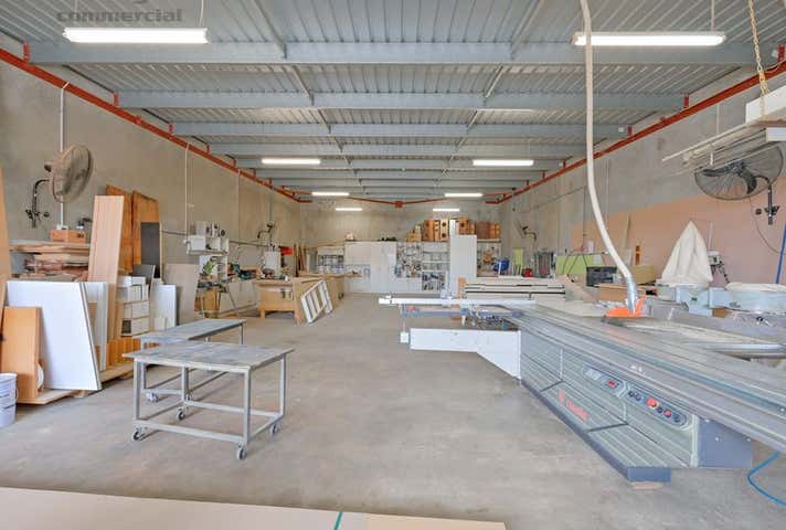 13 Helmshore Way Port Kennedy WA 6172 - Image 11