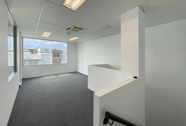 Unit 4, 17 Caloundra Road Clarkson WA 6030 - Image 6