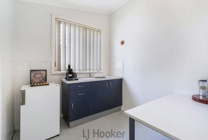 32 Ernest Street Belmont NSW 2280 - Image 15