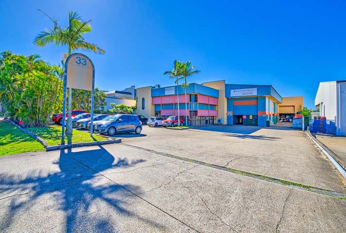 33 Devlan Street Mansfield QLD 4122 - Image 2