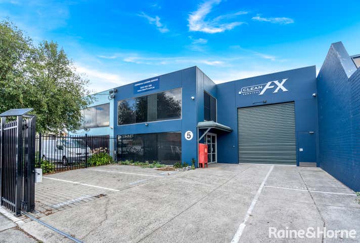5 Catalina Drive Tullamarine VIC 3043 - Image 1