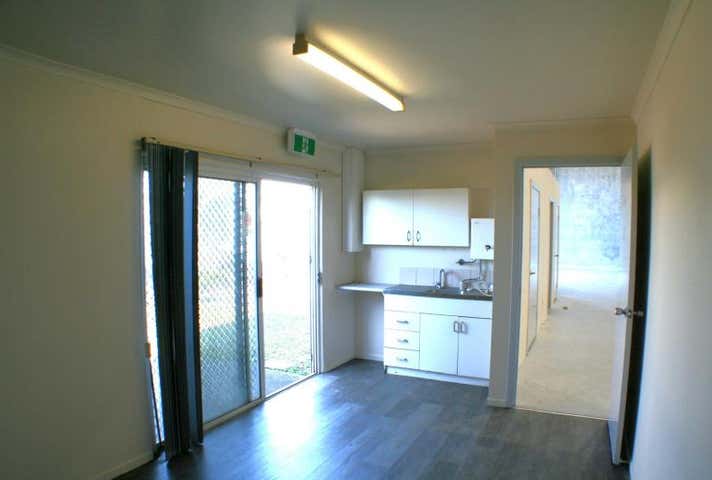 135-137 Scott Street Bungalow QLD 4870 - Image 20