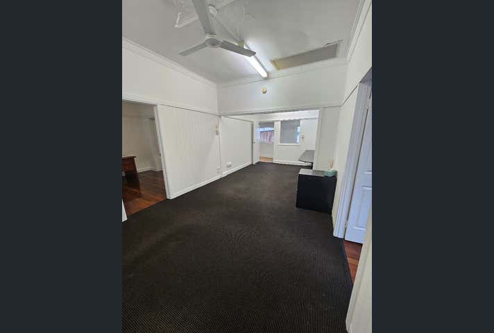 141 riding road Hawthorne QLD 4171 - Image 12