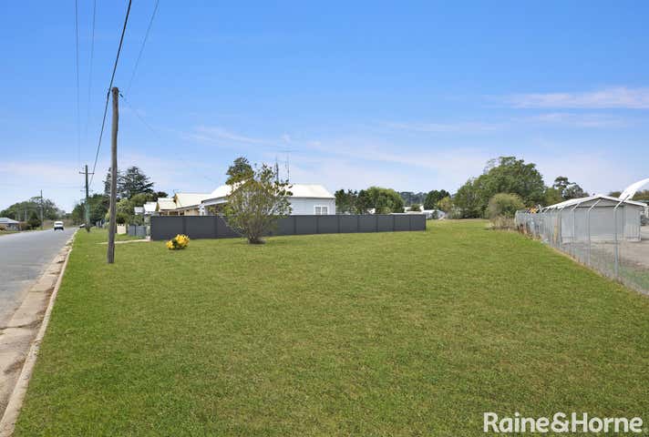 16 Parkes Road Moss Vale NSW 2577 - Image 3