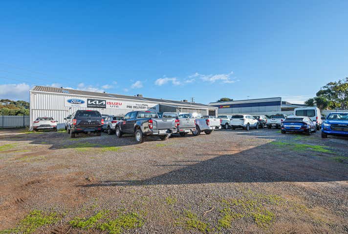 7 Somerset Circuit Lonsdale SA 5160 - Image 13