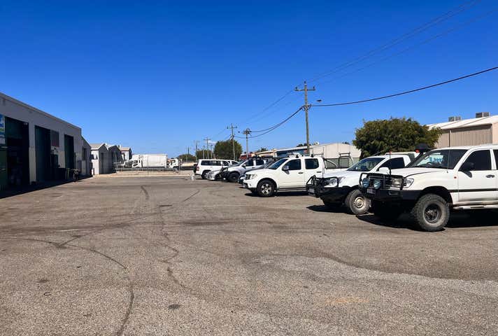 10/25 Hanson Street Maddington WA 6109 - Image 3