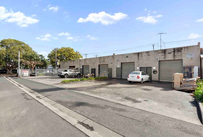 (Crn Pakington Street), 63-69 West Fyans Street Newtown VIC 3220 - Image 11