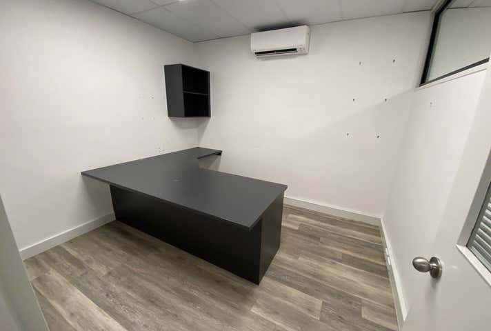 Units 1&2/14 Adelaide Street Manunda QLD 4870 - Image 6