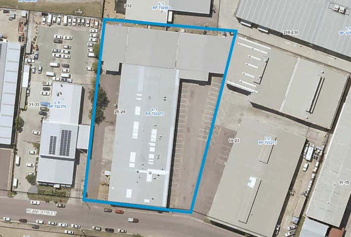 The Market, 25 Keane Street Currajong QLD 4812 - Image 13