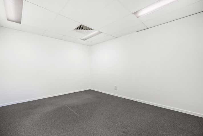 1/6 Metro Parade Mawson Lakes SA 5095 - Image 20