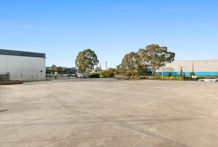 Rear, 185 Fairbairn Road Sunshine West VIC 3020 - Image 9