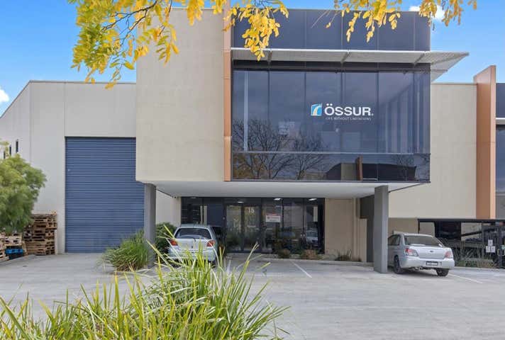 15/114 Merrindale Drive Croydon VIC 3136 - Image 1